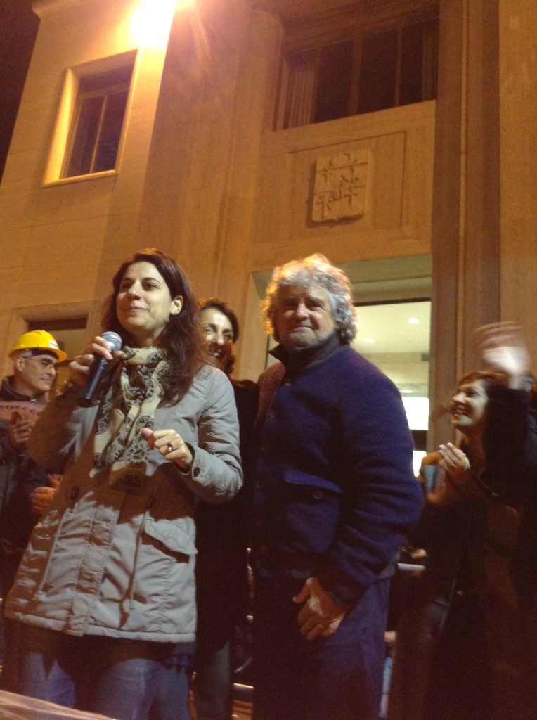 beppe-grillo-mirella-liuzzi-movimento-5-stelle-matera-basilicata-magazine